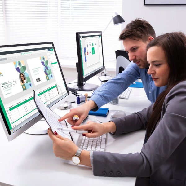 Corporate-ID-ALL-Windows-computer-man-woman-multidevice-users